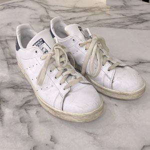 Stan smith, navy back detail edition